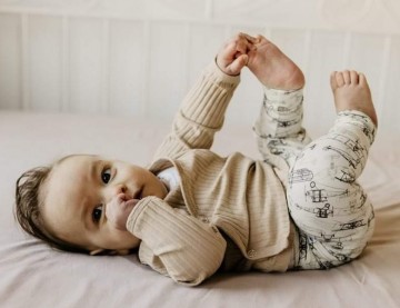 NB broekje VLIEGTUIG